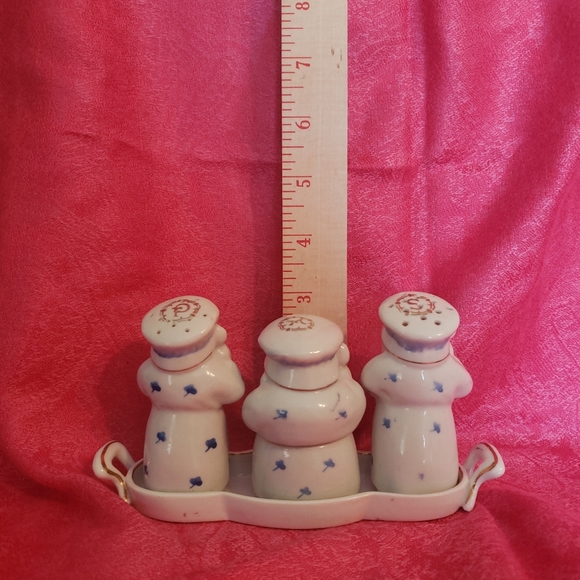 Vintage Baker Chef Salt/Pepper/Mustard Set with Tray - Picture 3 of 6